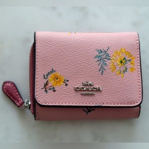 Wallet, Coach